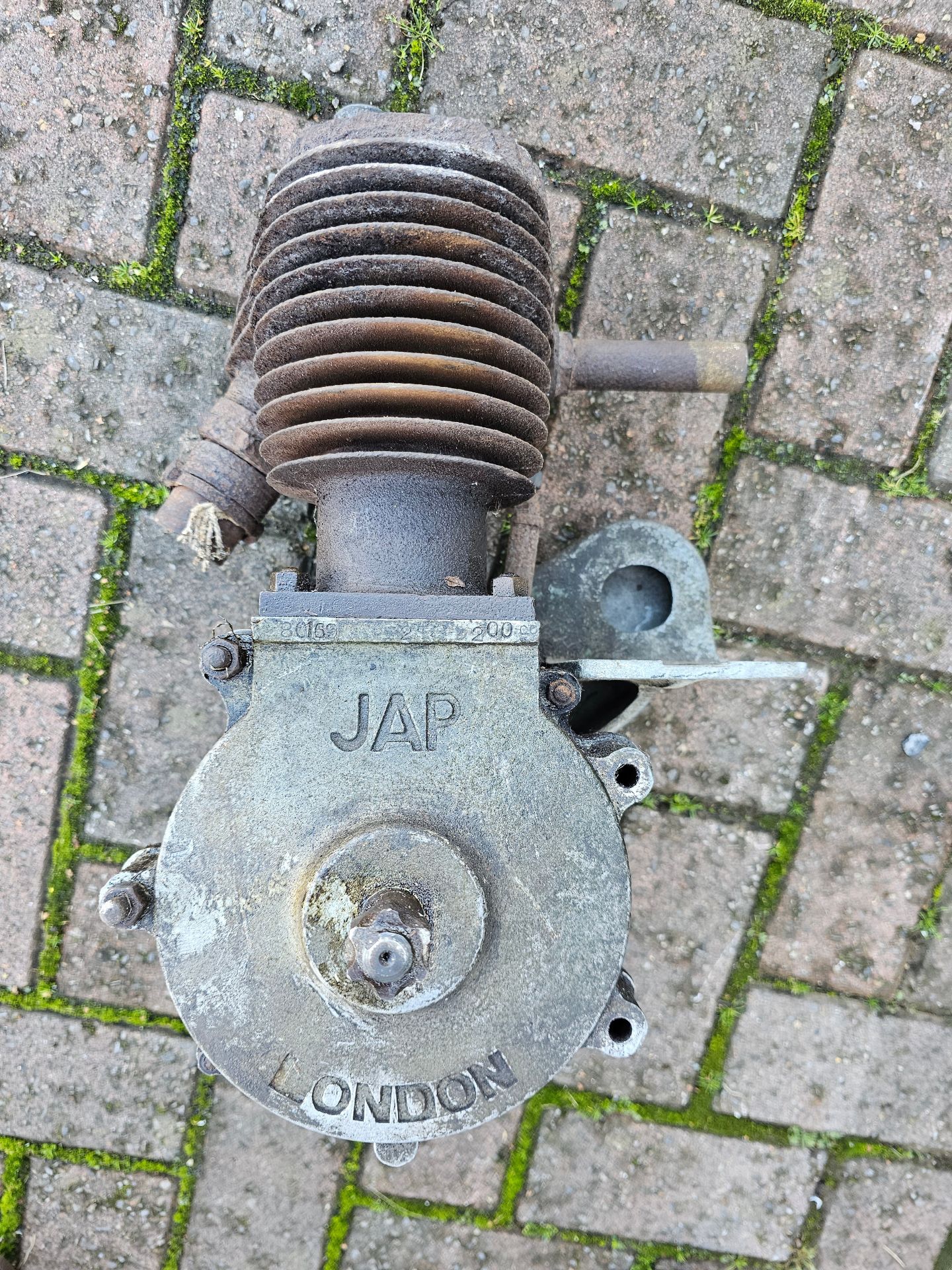 A 1930 JAP SV engine, believed 200cc, number 8C 169 2 200, N/W 80169*M - Image 3 of 6