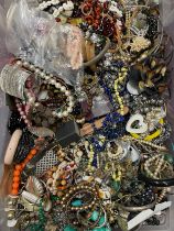 Approximately 10KG of costume jewellery.