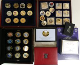 A collection of cased and loose commemorative coinage to include 60th anniversary of the birth of