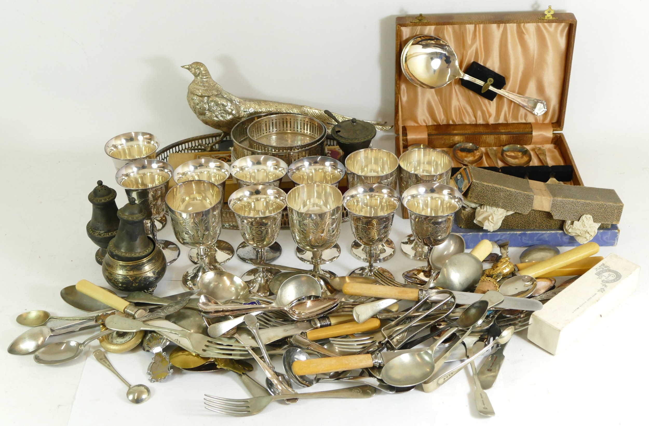 A large collection of mid 20th century and later glassware, ceramics, plateware and other cabinet - Image 4 of 14