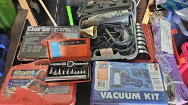 Draper vacuum kit, Clarke screwdriver set, Clarke puller set, Draper socket set, Earlex heat gun,