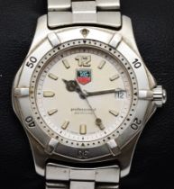 Tag Heuer 2000 Series Professional 200m stainless steel quartz gentleman's wristwatch, reference no.