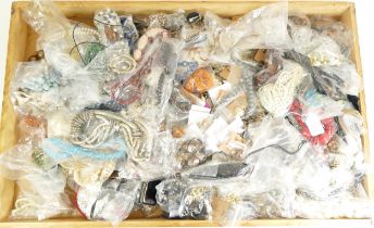 A tray of costume jewellery