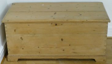 A late 19th / early 20th century stripped pine rectangular coffer, on raised bracket feet, 100 x