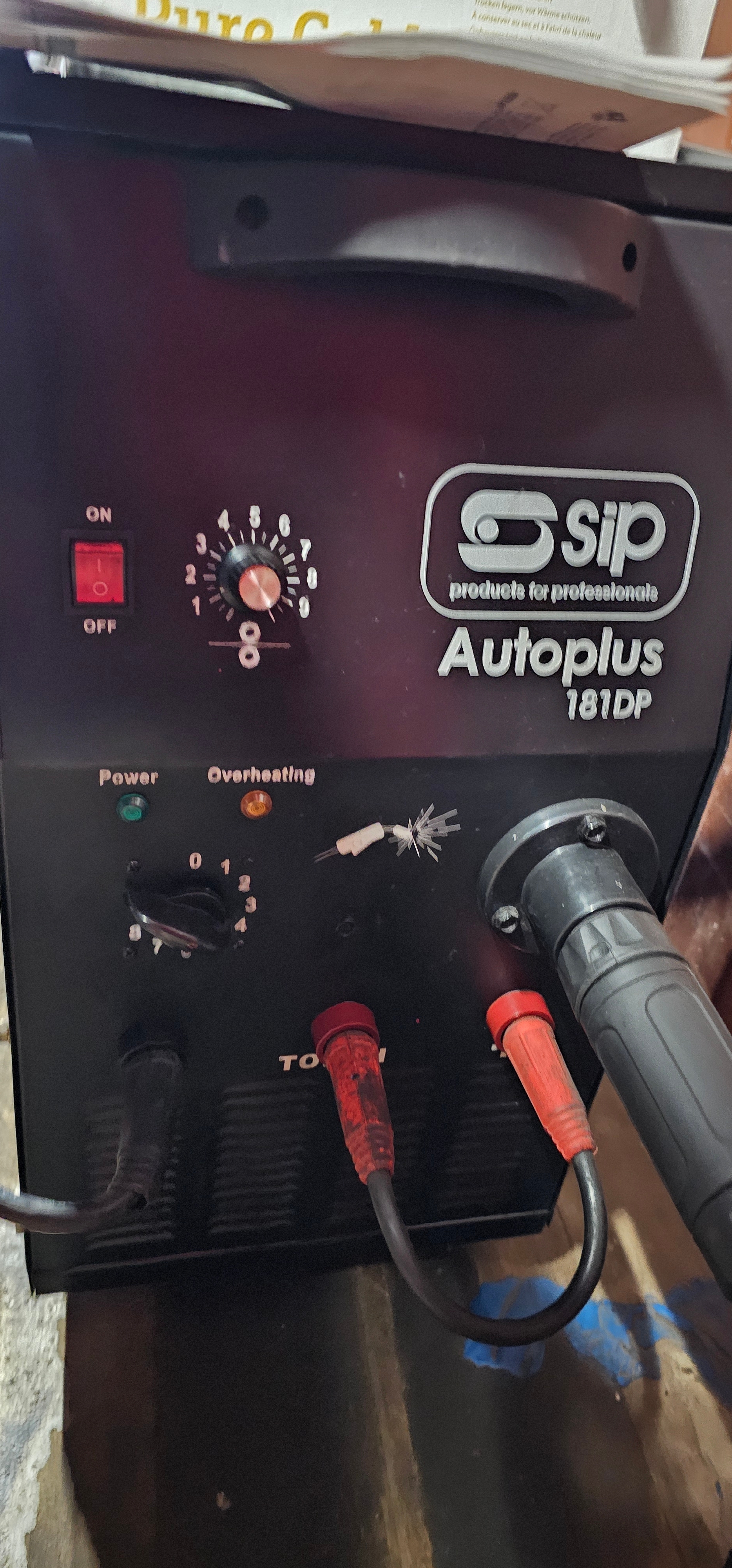 A SIP autoplus 181DP gas welder, Mig or gasless modes ,with instructions. - Image 2 of 3