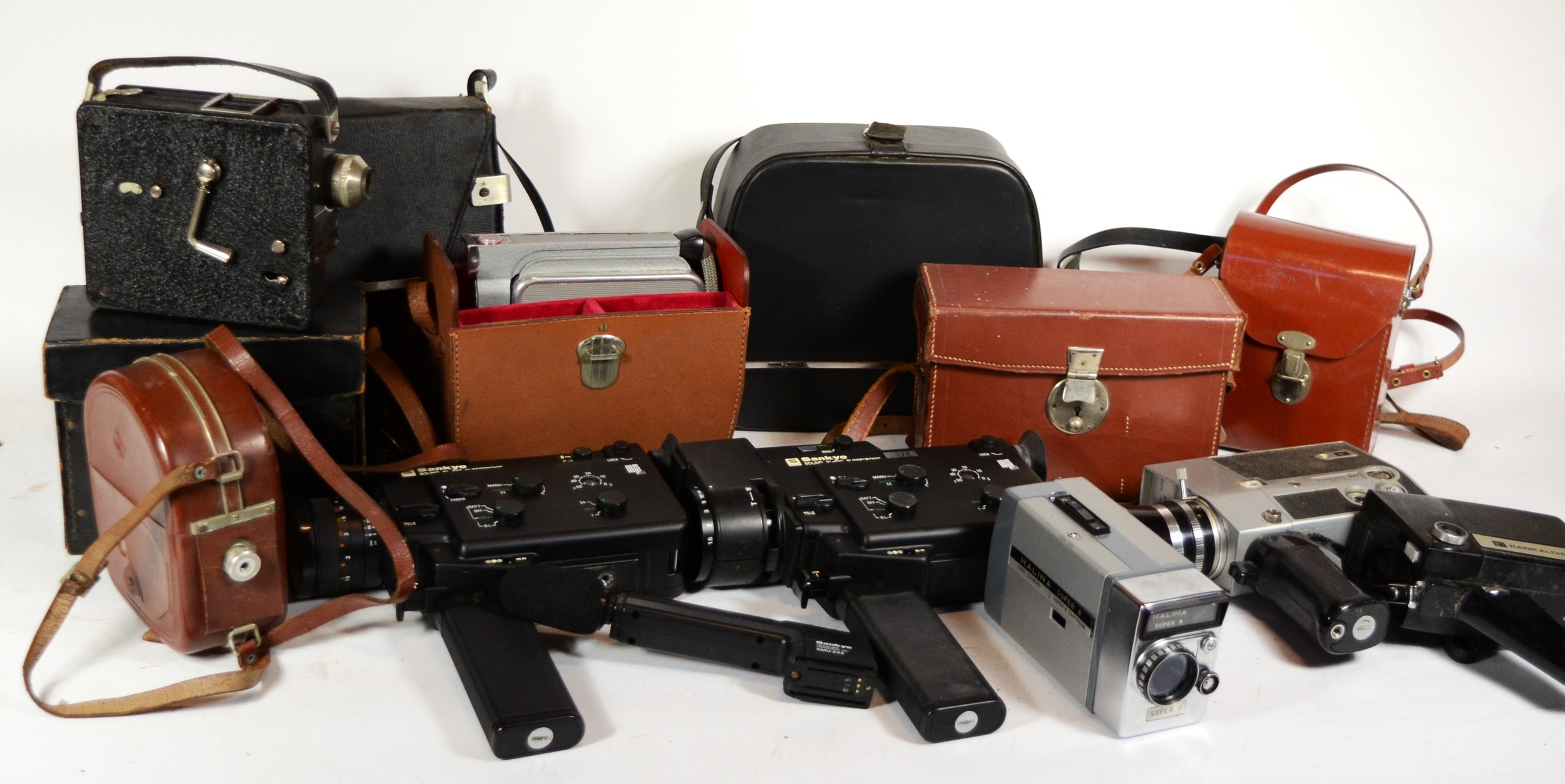 A collection of early 20th century and later vintage technology, including various cine cameras, - Image 3 of 3
