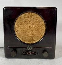 A WWII German Third Reich Deutscher Kleinempfanger brown Bakelite cased DKE38 Peoples Radio, with