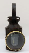 BR (M) 3 aspect hand lamp (Complete with burner marked BR/LMR)