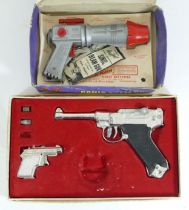 A boxed Space Squadron Sonic Beam Gun, together with a boxed Lone Star 9mm Luger Presentation set (