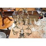 A glass electrolier/chandelier light fitting