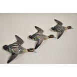 Three graduated Beswick Teal duck wall plaques No.1530-1, 1530-2 and 1530-3