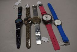 Five mens mixed watches, various styles and colours.