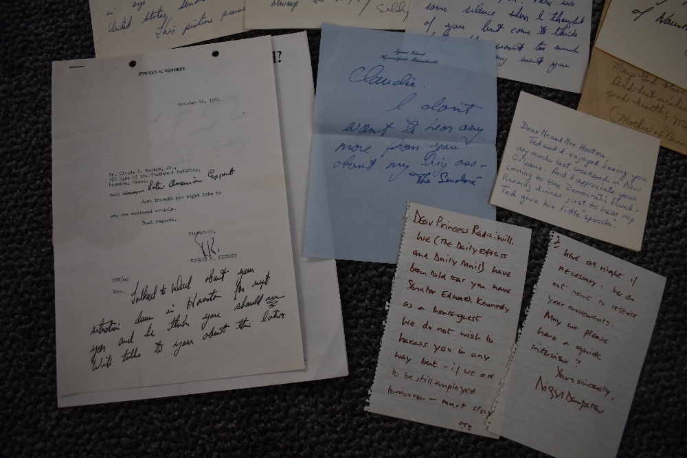 Edward Moore Kennedy (1932-2009). A small selection of hand-written letters on United States - Image 2 of 4