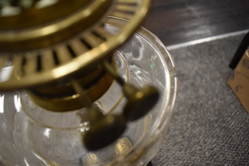 An impressive Victorian oil lamp, having etched glass globular shade, clear faceted reservoir and - Image 3 of 3