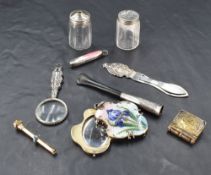 A Queen Elizabeth II miniature silver magnifying glass, marks for Birmingham 1995, maker JS&S, 7cm