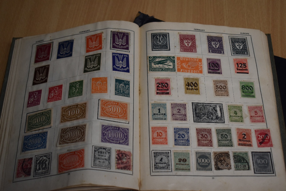 WORLD STAMP COLLECTIONS IN 2 ALBUMS, M & U, EARLY TO MID PERIOD Two vintage albums of Commonwealth & - Image 2 of 5