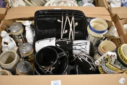 A varied lot containing a Trade Winds Table Ware part dinner service in black and white (20 pieces