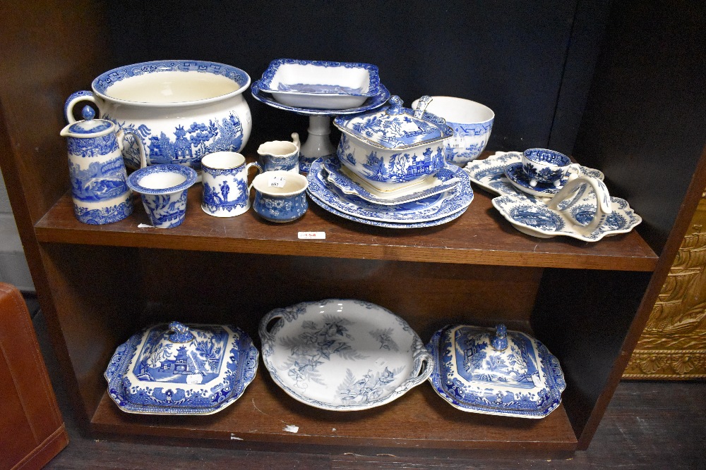 A mixed lot of late 19th and early 20th century blue and white ware, including Copeland Spode and