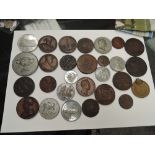 A collection of mainly Copper/Bronze Medallions including Napoleon, Edward IV, Elizabeth I, Henry