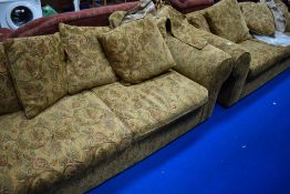 A pair of nice quality modern settees