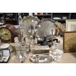 A mixed lot of items, comprising; silver plated tray and Bob-Bon dish, Babycham glasses A Salter