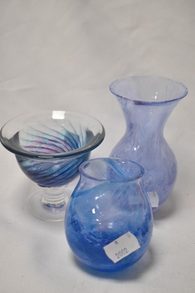 An assorted collection of art glassware, to include a Millefiori type paperweight, a Caithness - Image 2 of 3