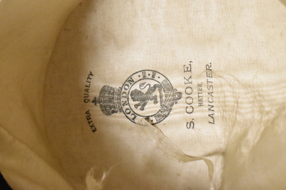 A 20th Century Sam Cooke of Lancaster top hat, with manufacturer's details to the inside - Image 2 of 2