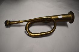 A small brass car horn, AF.