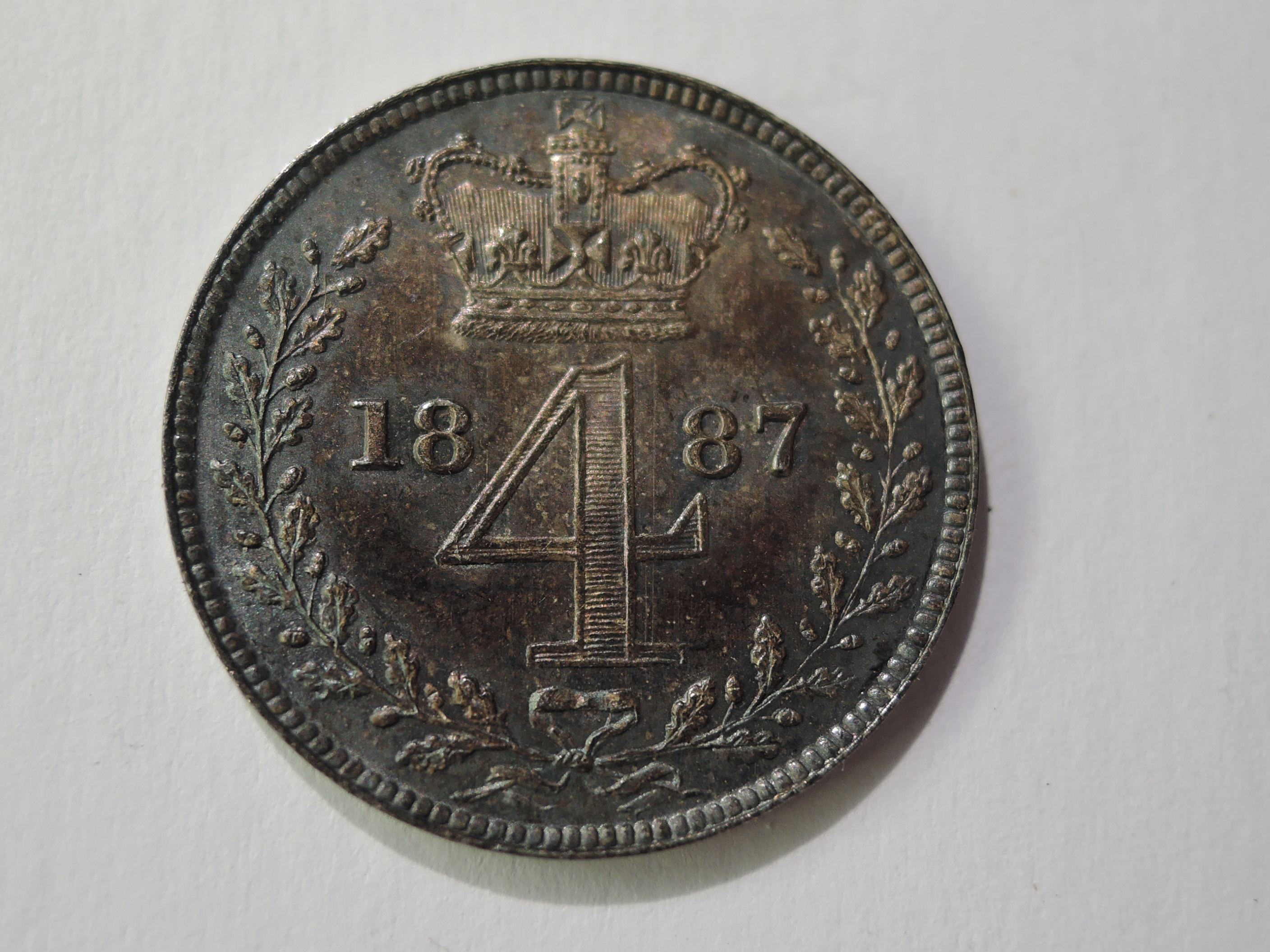 A part set of 1887 Queen Victoria Silver Maundy Coins, Four Pence, Threepence and Two Pence - Image 3 of 8