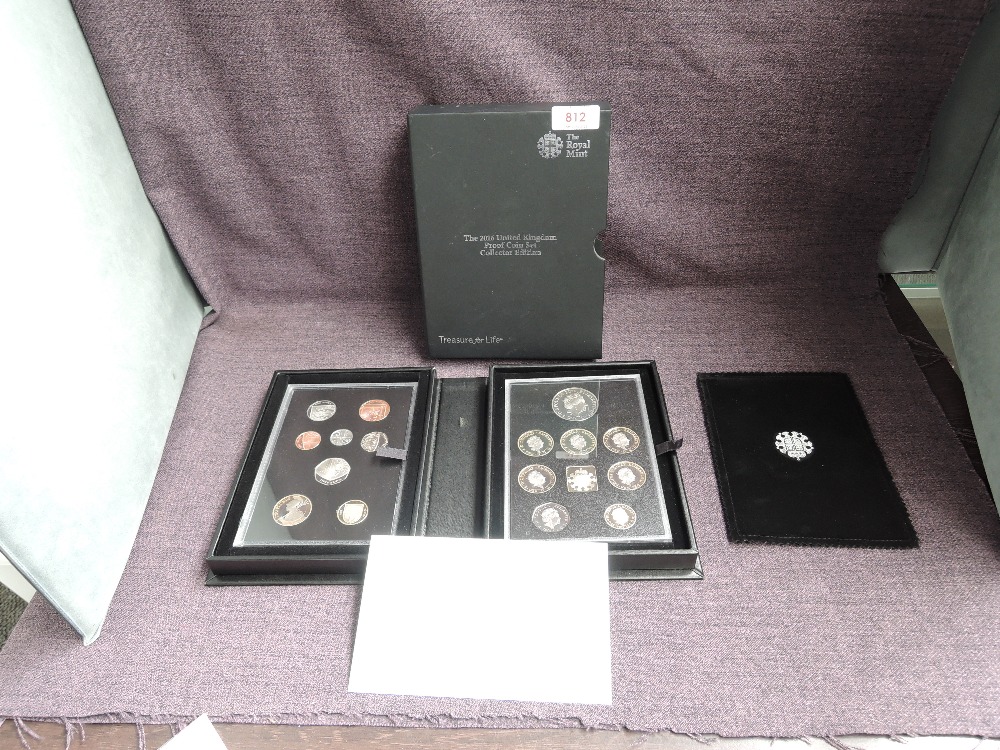 A Royal Mint 2016 United Kingdom Proof Coin Set Collector Edition, 16 Coins and 1 Medal in