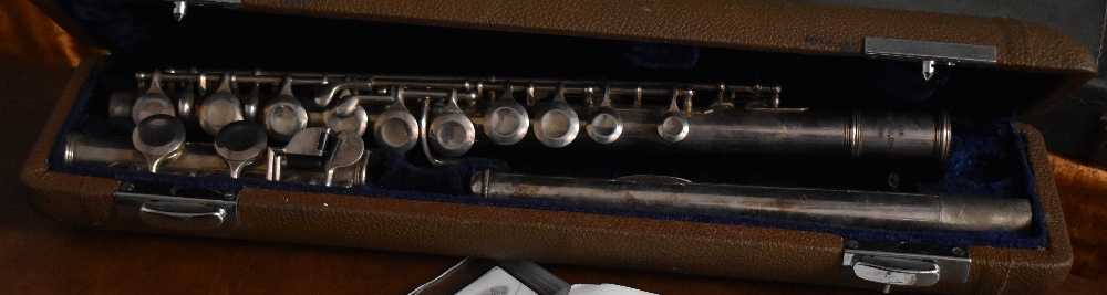 A Lark student flute in fitted case