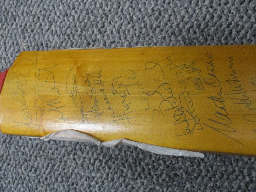 A signed cricket bat, England V New Zealand, 30-06-1994 to 05-07-1994. - Image 2 of 4