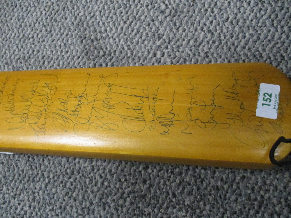 A signed cricket bat, England V New Zealand, 30-06-1994 to 05-07-1994. - Image 3 of 4