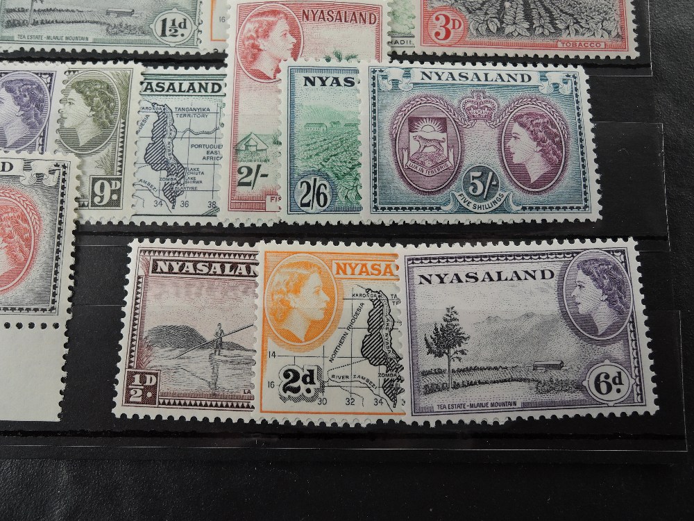 NYASALAND 1953 QEII SET OF 15 DEFINITIVES + VARIETIES Card with unmounted mint set of 15 definitives - Image 3 of 4