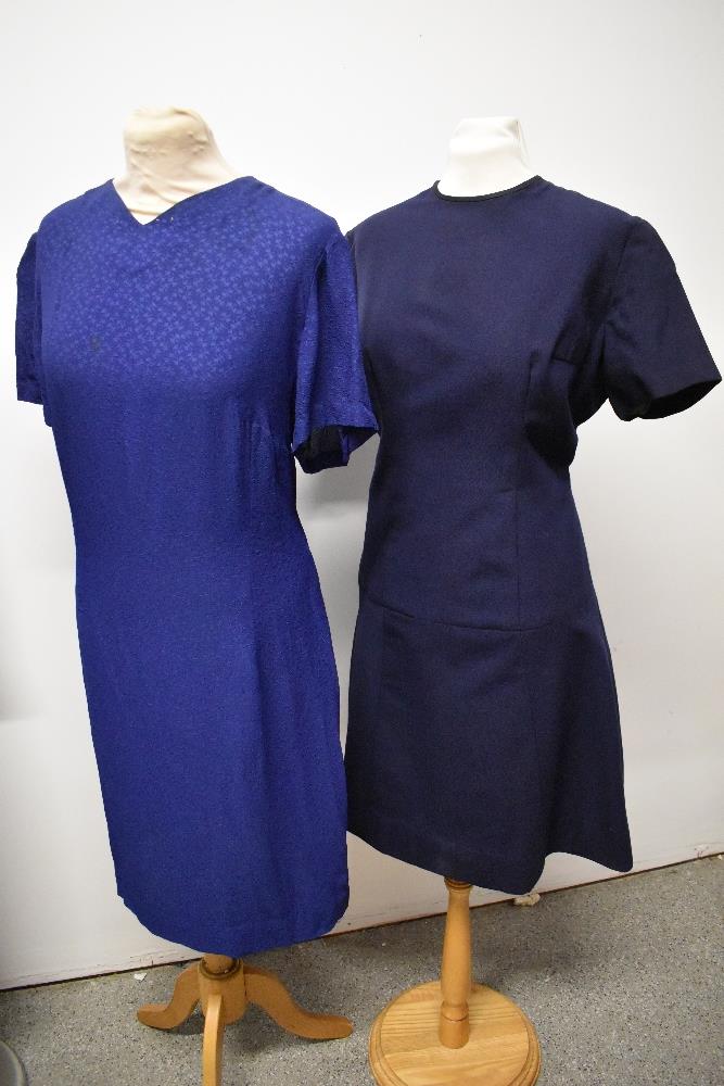 Three vintage dresses, including royal blue textured crepe dress, around 1950s and navy blue - Image 6 of 7