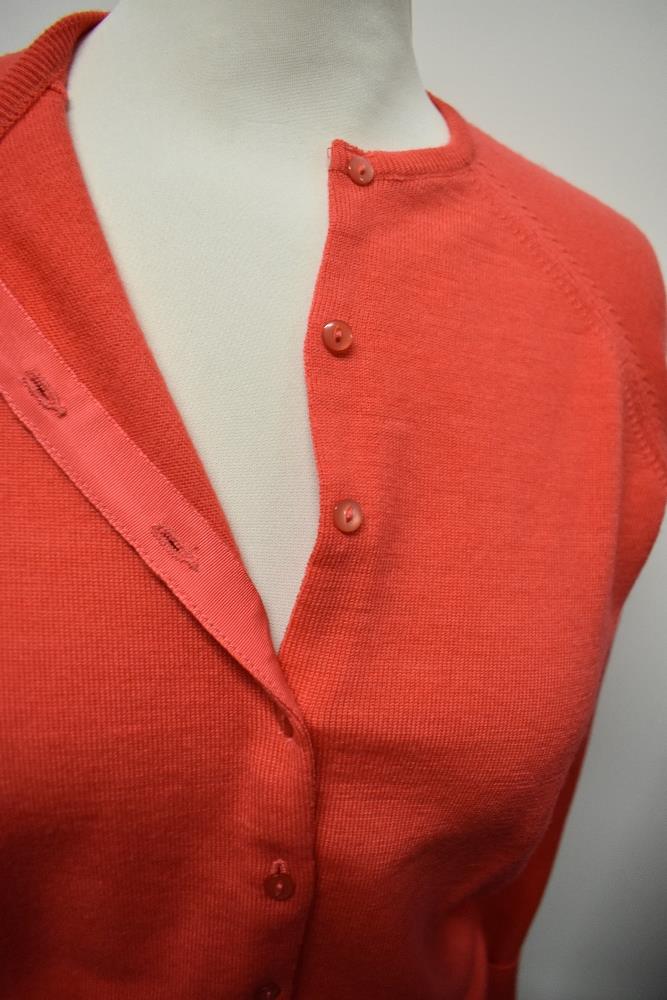 A mixed lot of vintage jumpers and a cardigan, including red Arran knit and 1950s/60s cardigan. - Image 4 of 6