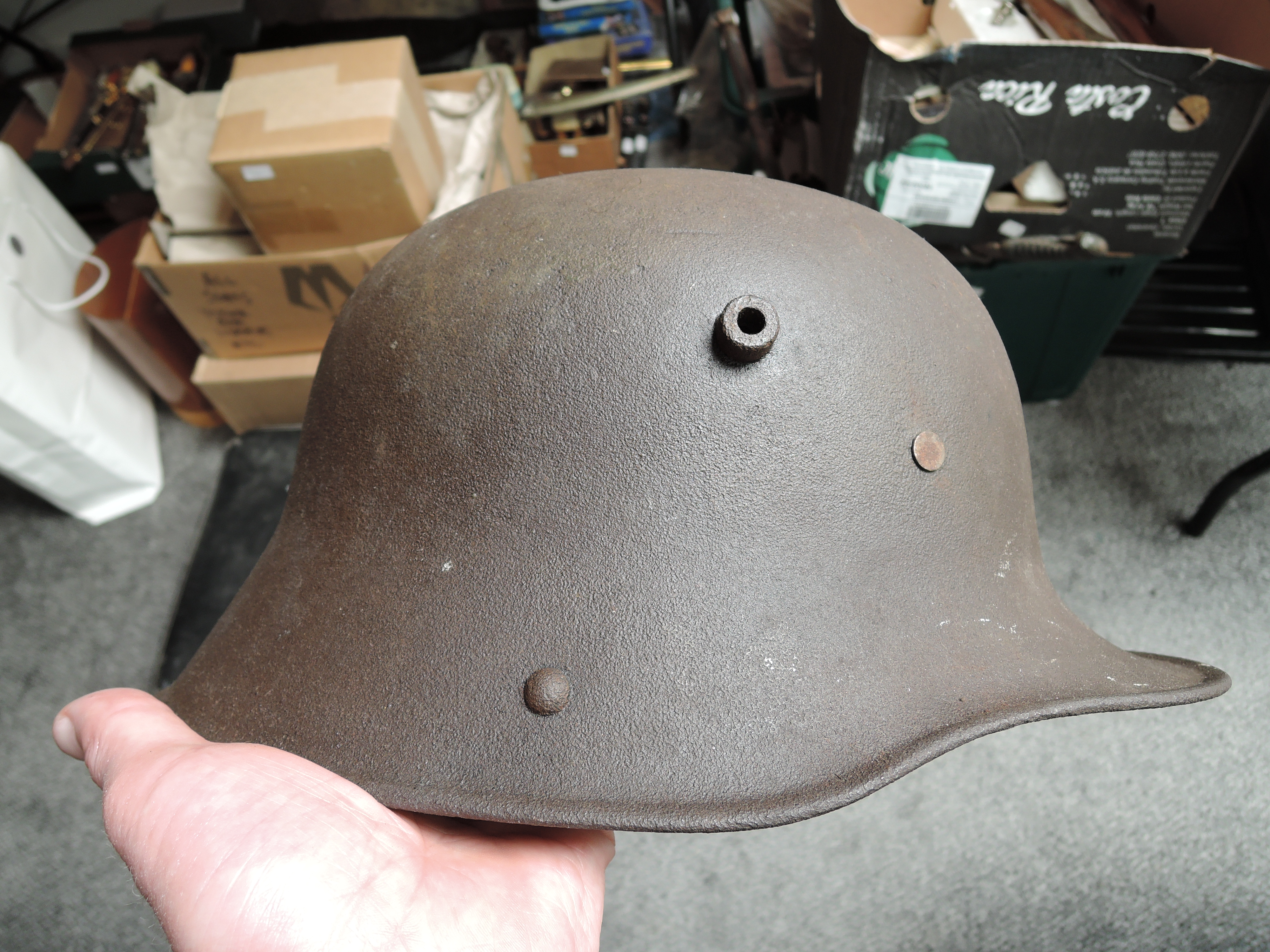 A German WWI Steel Helmet having leather liners, no markers marks or decals seen - Image 4 of 5