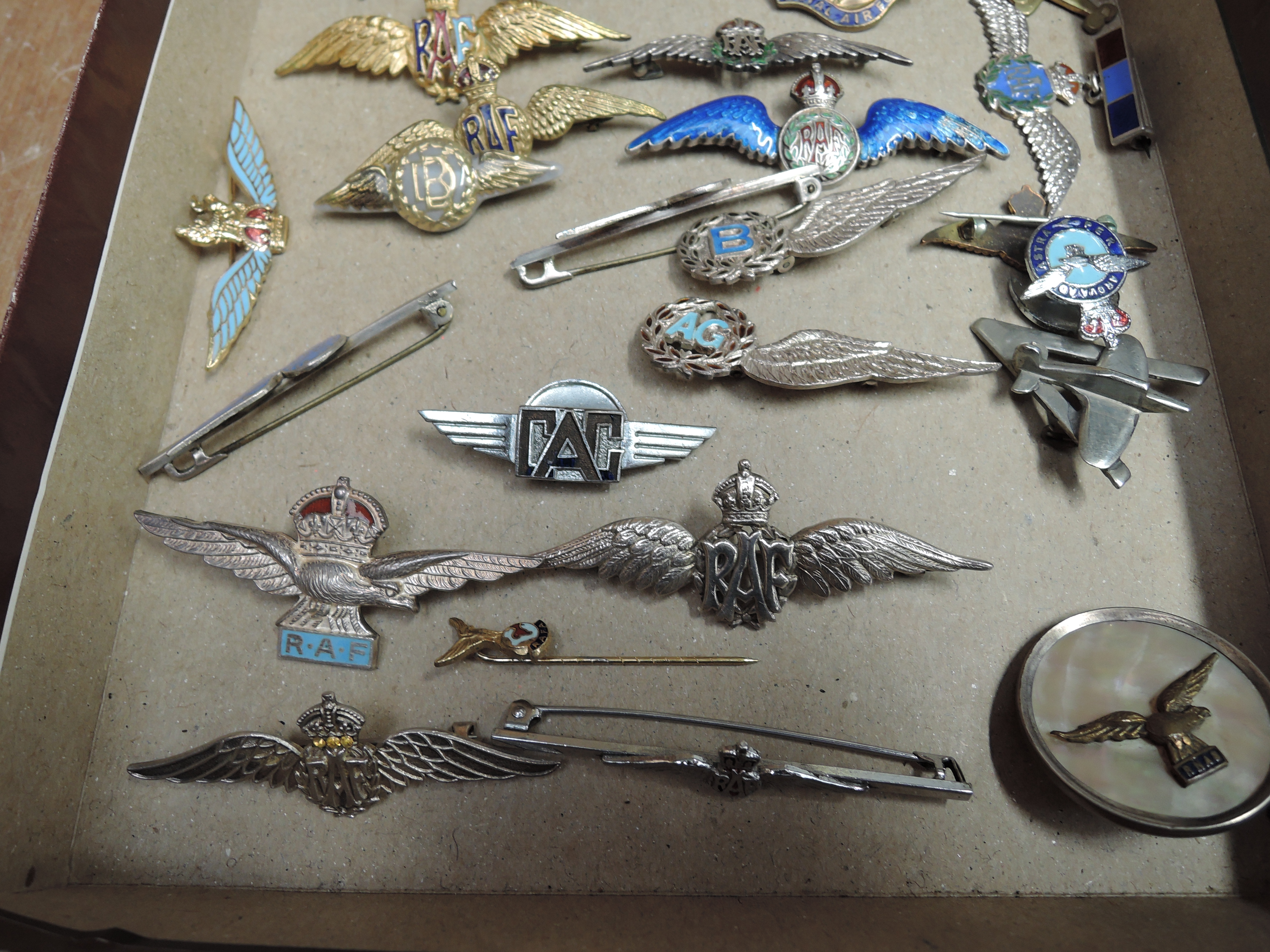 A collection of Royal Air Force Sweetheart Brooches, metal & cloth Badges, Arm Bands, Belt & Buckle, - Image 3 of 3