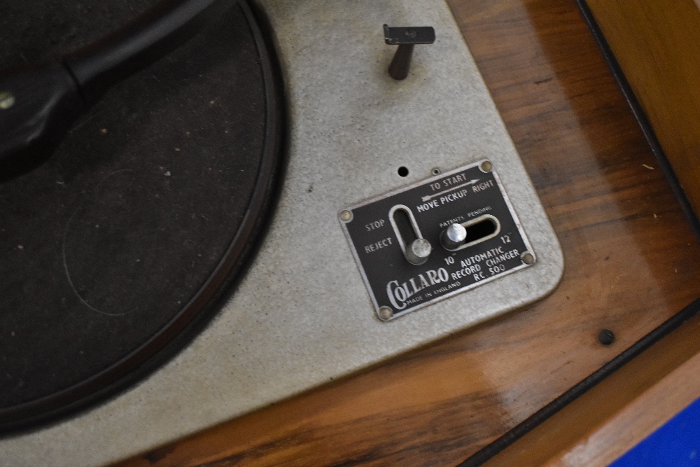 A vintage walnut cased radio gram with Collaro turntable - Image 2 of 4