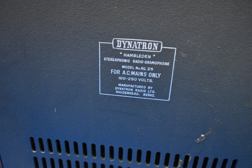 A vintage Dynatron radio gram - Image 5 of 5