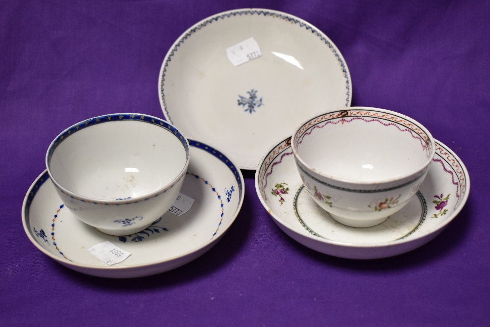 A selection of 18th Century Newhall porcelain tea bowls and saucers etc - Image 4 of 4