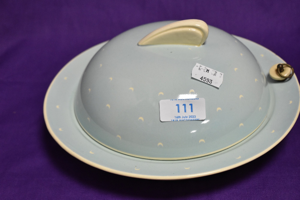 A vintage Susie Cooper warming plate