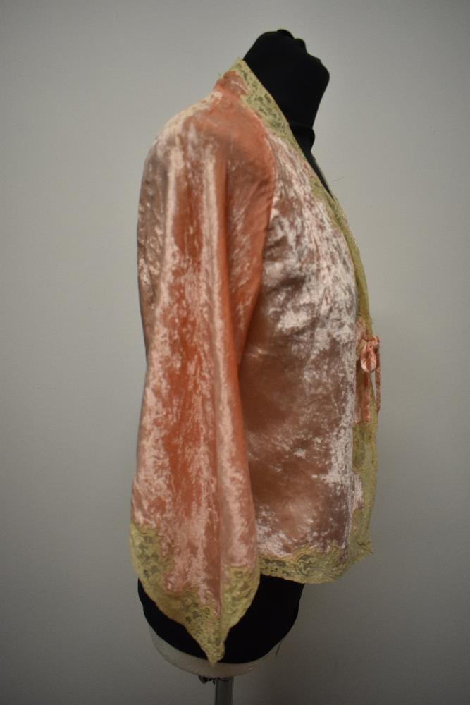 A decadent 1930s Art Deco bed jacket of pale pink velvet, having extensive lace edging, pointed - Image 3 of 7