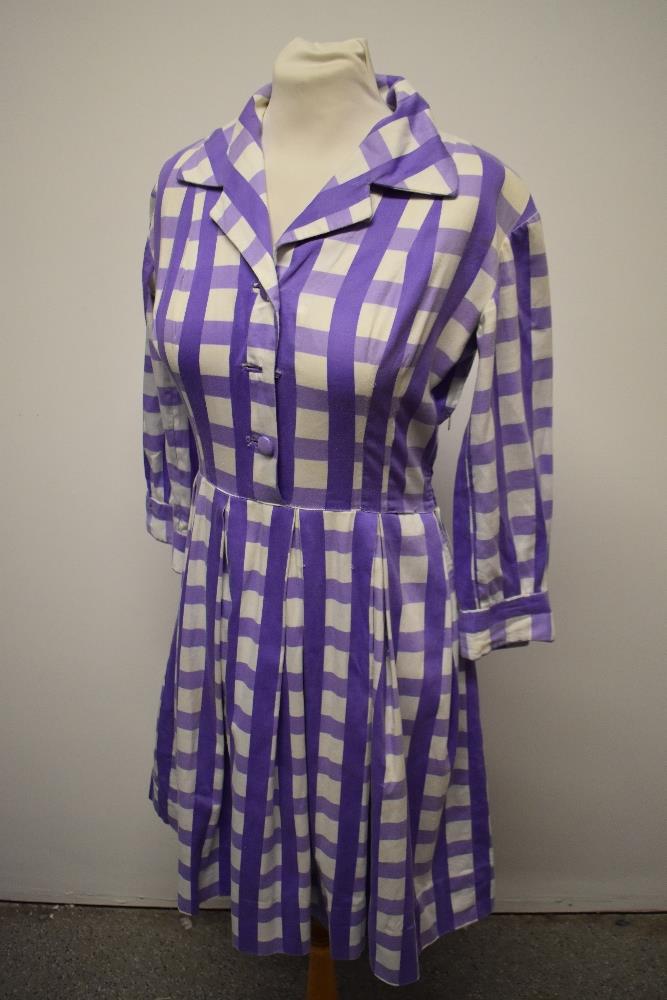 A late 1950s/ early 1960s cotton day dress having bold purple checked pattern, side metal zip, 3/4 - Image 5 of 5
