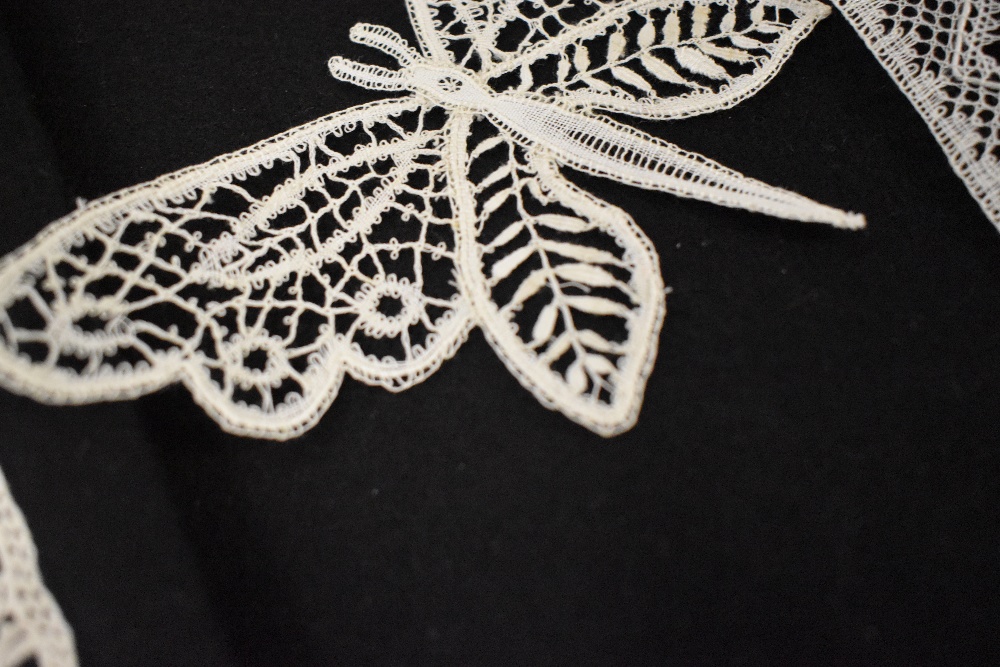 A collection of intricate hand worked lace, including butterflies, leaves, flowers and a mouse etc. - Image 4 of 12