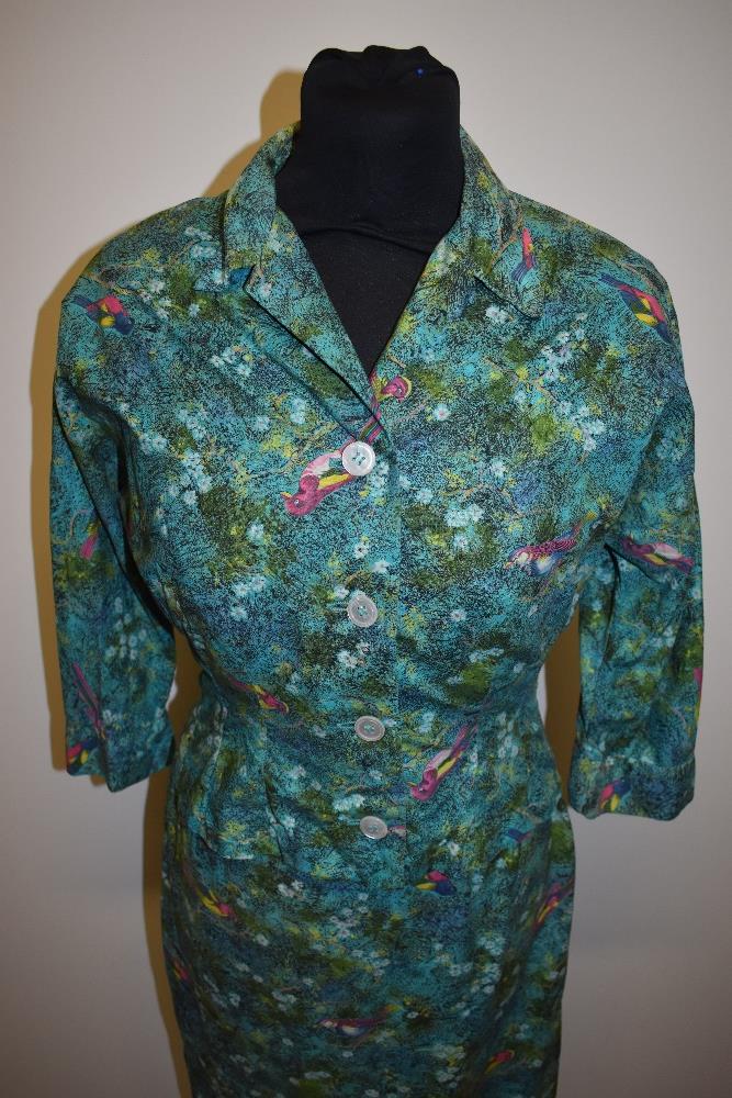 A 1950s novelty exotic bird print cotton two piece dress suit by Wetherall, having wiggle dress with - Image 2 of 9