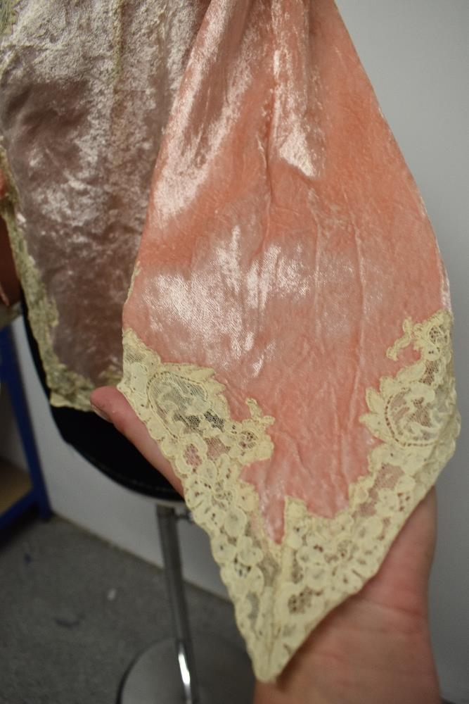 A decadent 1930s Art Deco bed jacket of pale pink velvet, having extensive lace edging, pointed - Image 7 of 7