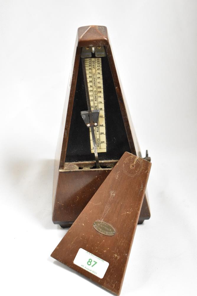 A vintage cased metronome, 'The Mayfair Metronome'