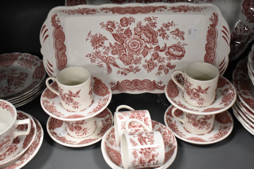 A quantity of Staffordshire red 'Windsor' patterned tableware - Image 2 of 3
