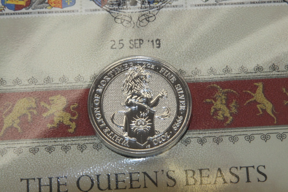 GB 2019 QUEENS BEASTS NUMISMATIC COVER WITH 2OZ SILVER WHITE LION OF MORTIMER COIN - Image 2 of 3